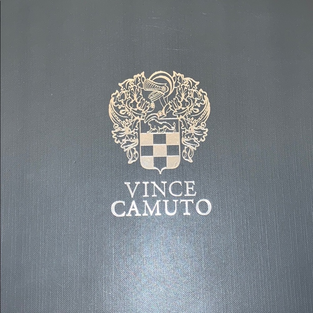 Vince Camuto Nude heels